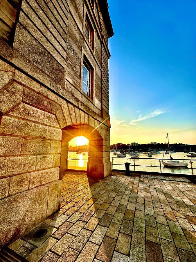 Royal William Yard Apartments - Large And Luxurious With Free Parking Plymouth Exterior photo