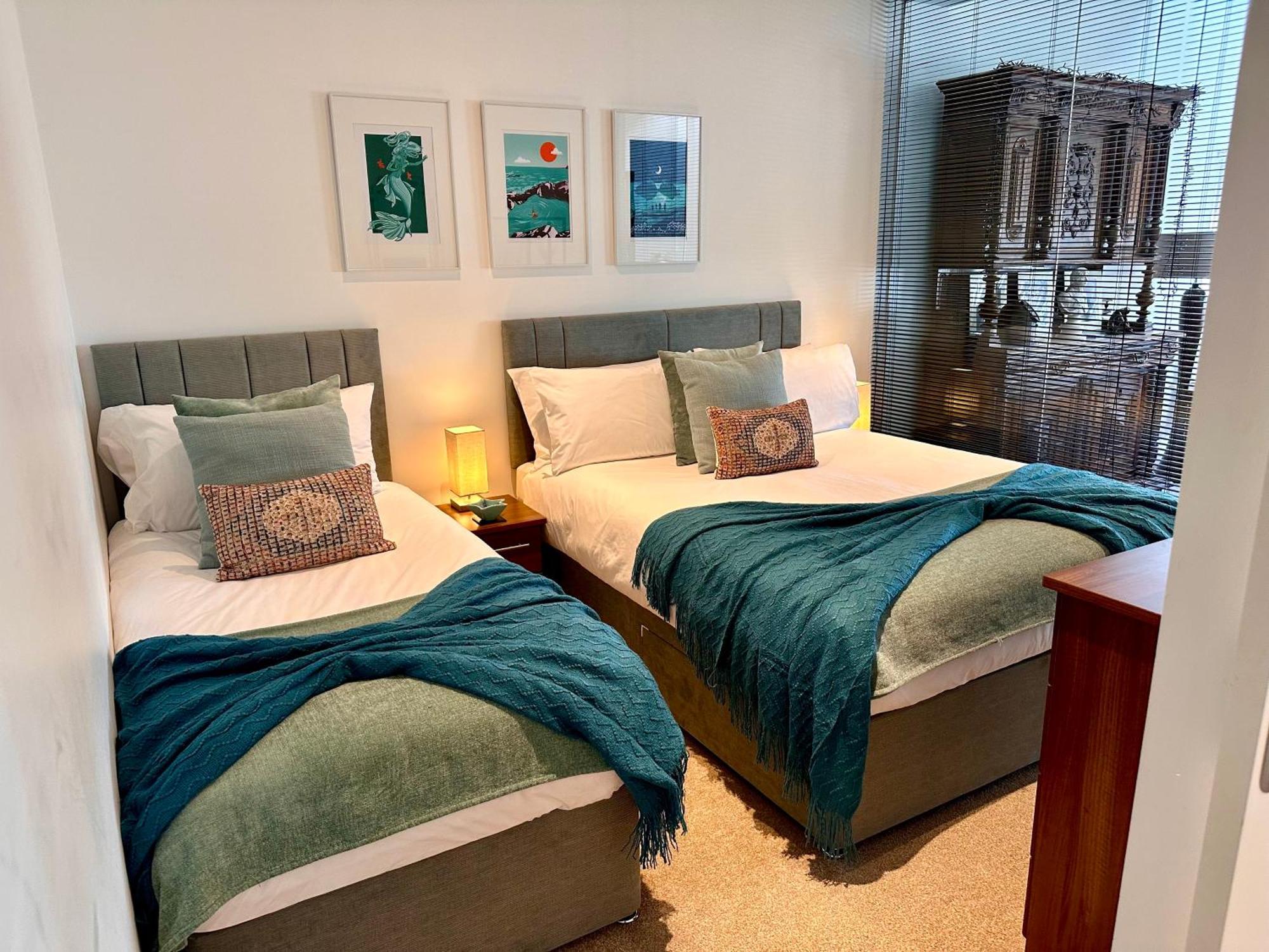 Royal William Yard Apartments - Large And Luxurious With Free Parking Plymouth Exterior photo